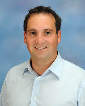 BedinW_PortraitSimple_101214 Wellerson Bedin