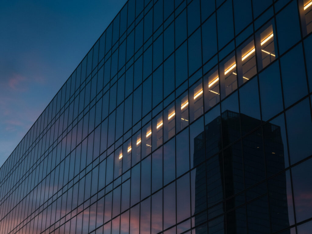 what is safety glass made of(3)